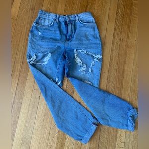 BDG URBAN OUTFITTERS distressed mom high rise jeans.